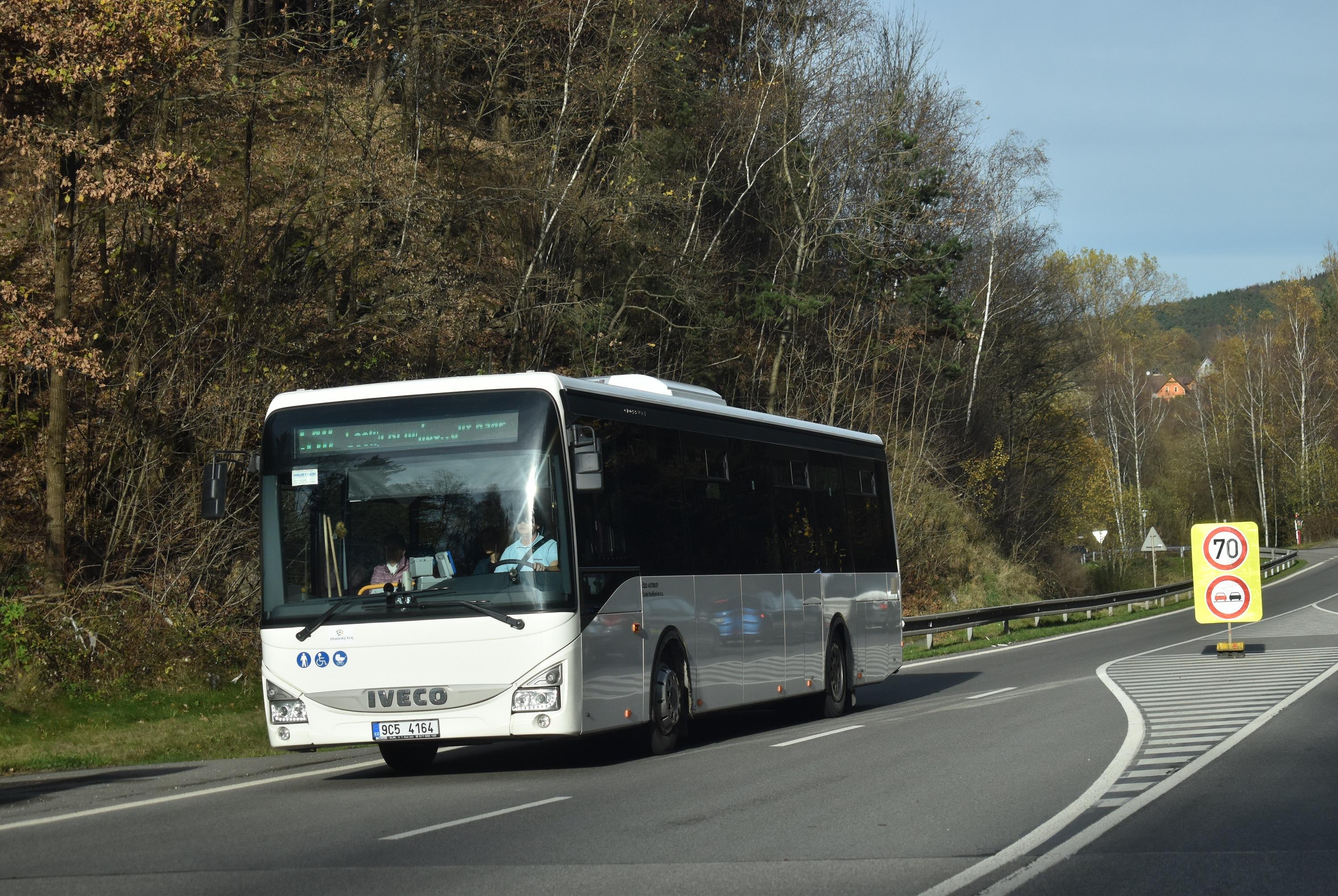 510 Autobusové nádraží Rájov-Zlatá Koruna